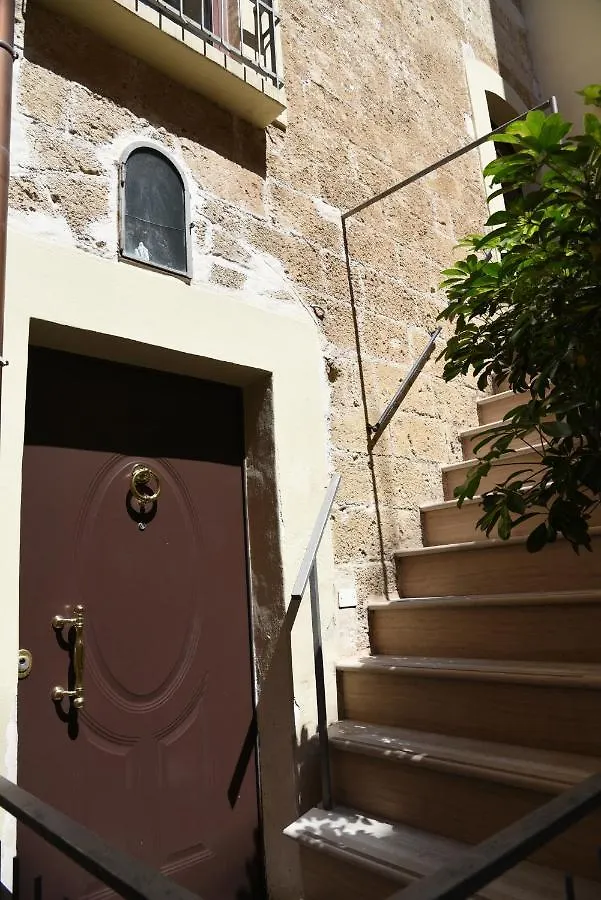 Guest house Corte Trecantaia 11 Holiday Hotel Bari Italy